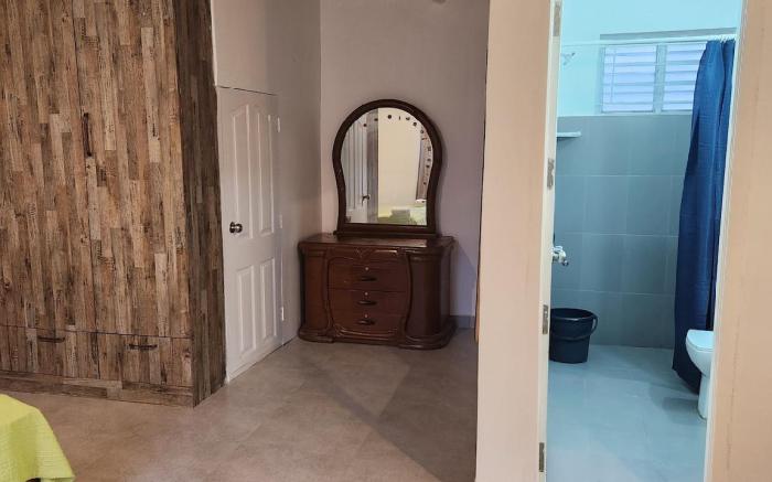 the lake house/ooty boat house