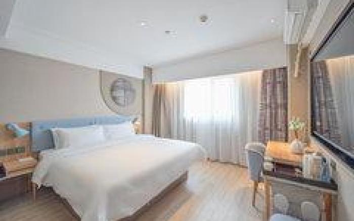 Home Inn Neo Nanning Sanjie Liangxiang Minzu Square Metro Station