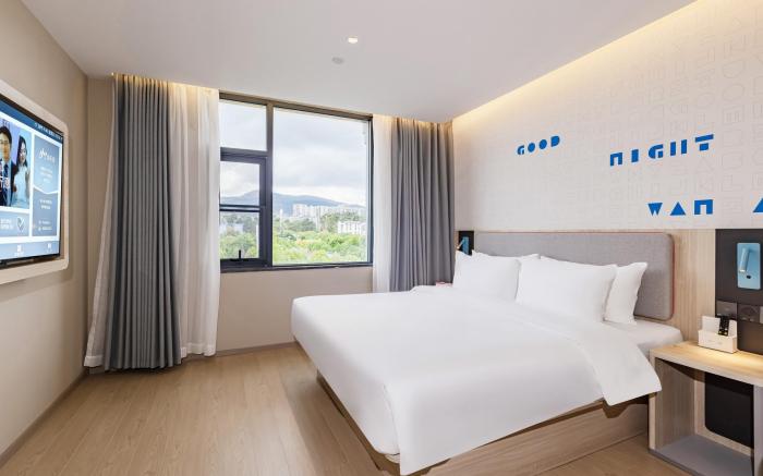 Home Inn Neo Kunming Jinse Avenue Yueyatang Park