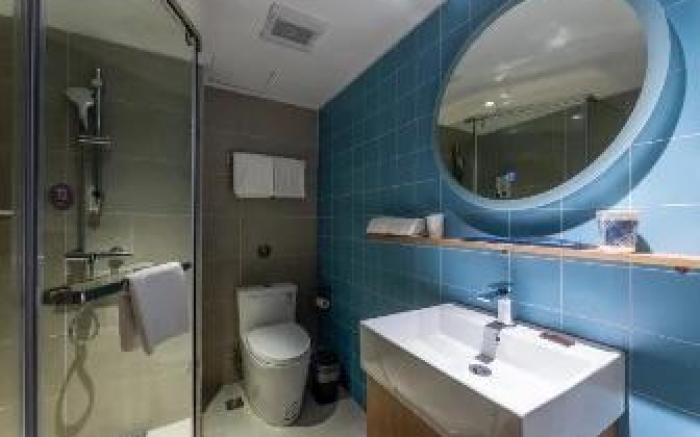 Home Inn Neo Nanchang Bayi Square First Affiliated Hospital