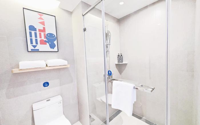 Home Inn Neo Xishuangbanna Poshui Plaza Peacock Lake