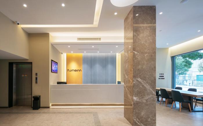 Home Inn Neo Tiantai Passenger Transport Center New Town Plaza