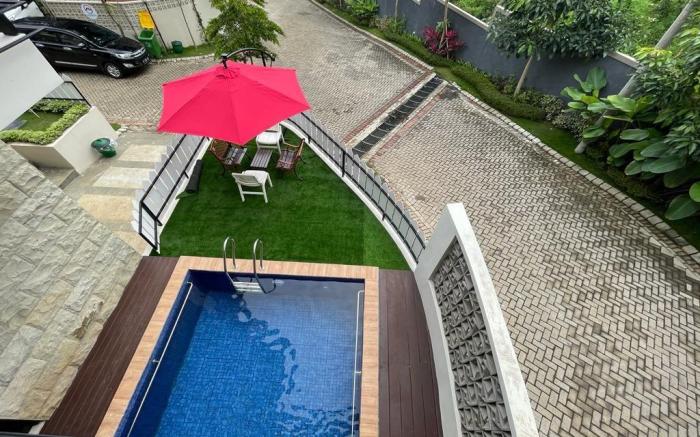4 Bedrooms, Mega Kusuma Villa (MKV), GKH