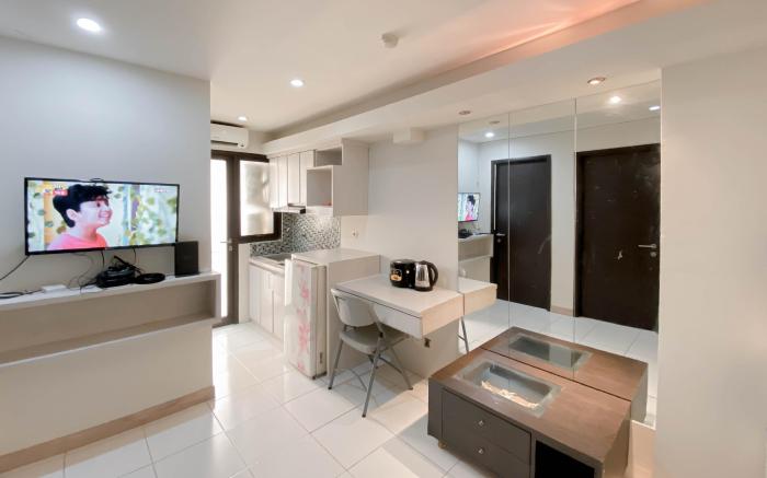 Good Deal Comfy 2BR Kebagusan City Apt By Travelio