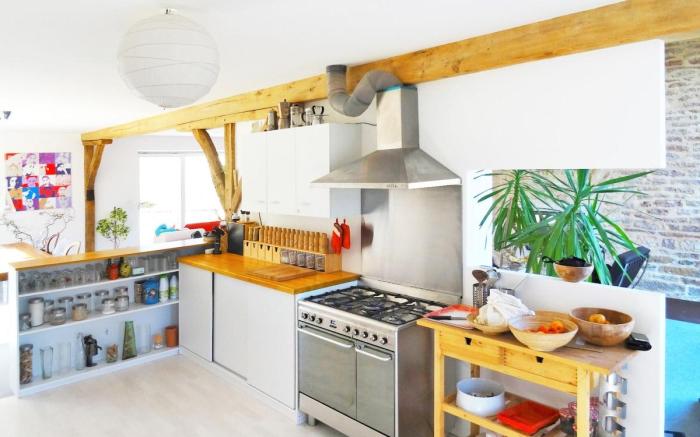 Cottage familial, grand jardin, toboggan, barbecue