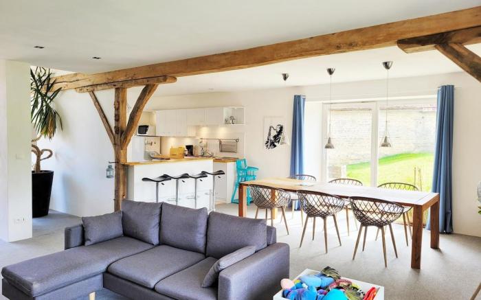 Cottage familial, grand jardin, toboggan, barbecue