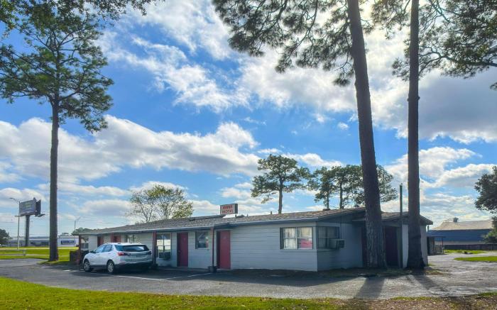 Bama Motel Mobile I-65 & US-90