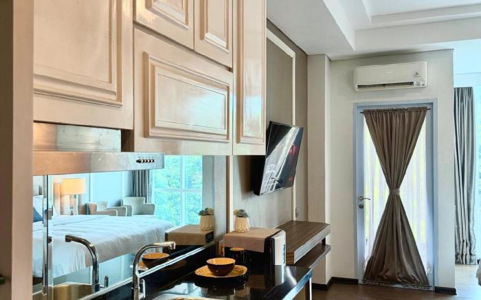 Panbil Residence Apartment  w/Gym, Pool, Netflix 