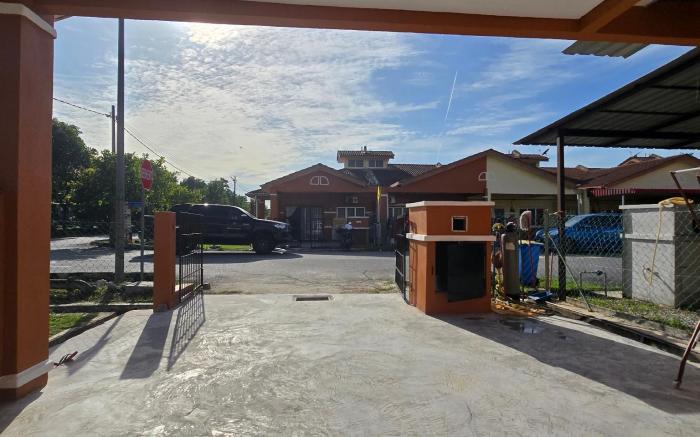 Anjung Vacation Home No 69