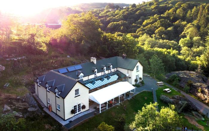 Ty Penbont House 