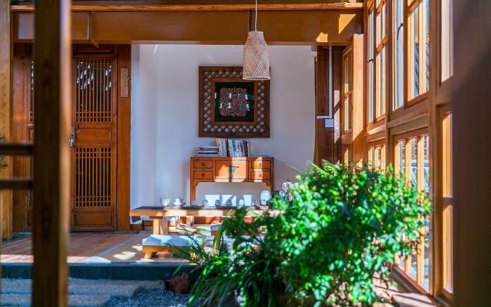 Lijiang half yard hotel 