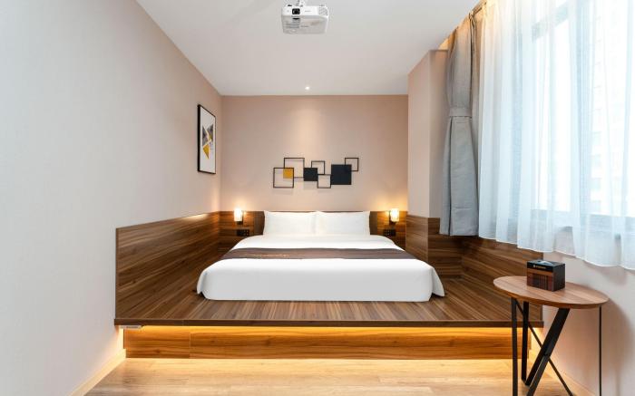 Home Inn Plus Tai'an High-speed Railway East Road Aegean Old Street