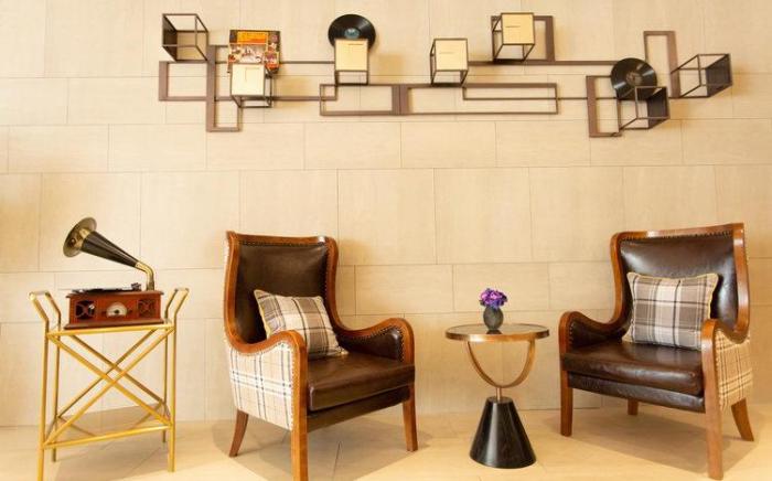 Home Inn Plus Haikou Longkunnan Road Hainan Normal University High-speed Railway East Station