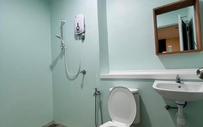 Xhostel Subang Bestari Tower A Room Melur (Queen)