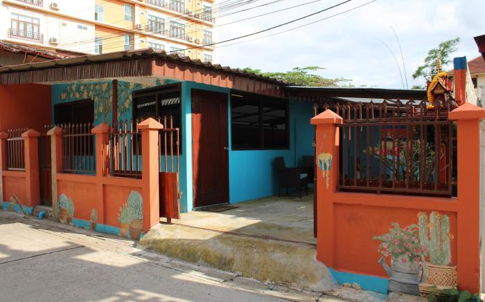 TT Oasis Studio