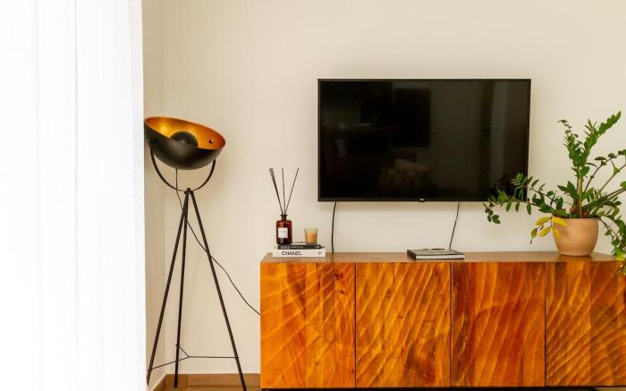 3BR Premium Skyline Penthouse w/ AC by NW