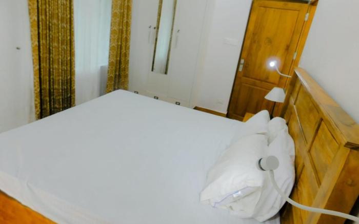 Water front 2bhk varappuzha