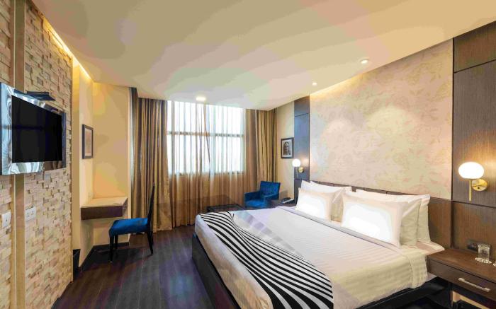 Luxury Experience by Sunday Hotels Pink City Jaipur with Swimming and Fine Dine