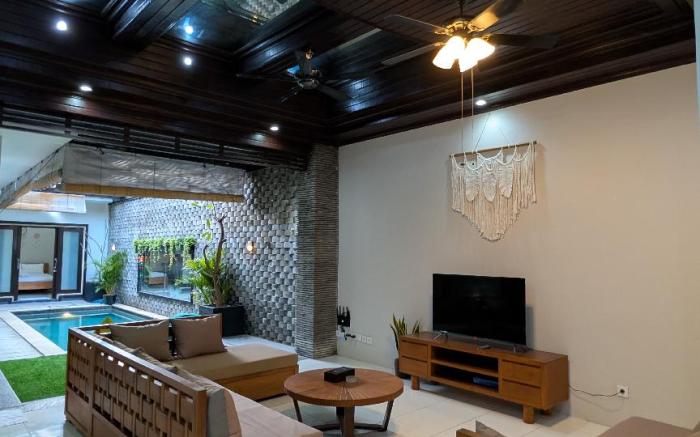 Casa Calma by Moo, 3BR Villa in Seminyak Bali 🌴