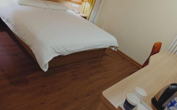 Home Inn Fuping Nanhan Street Qinzheng Plaza