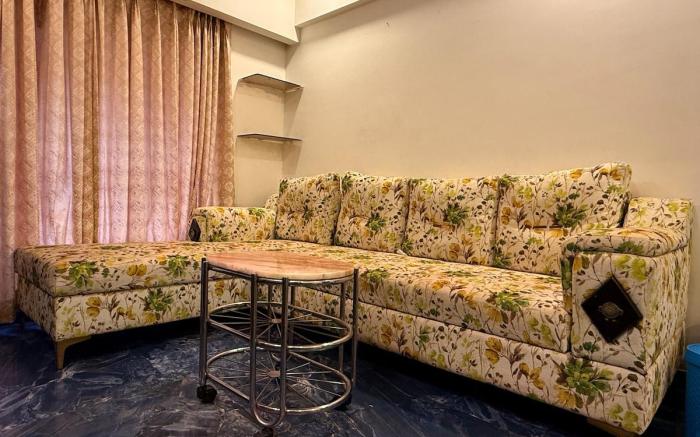 1BHK Modern Cozy Flat |Prime Location | Livin Cove