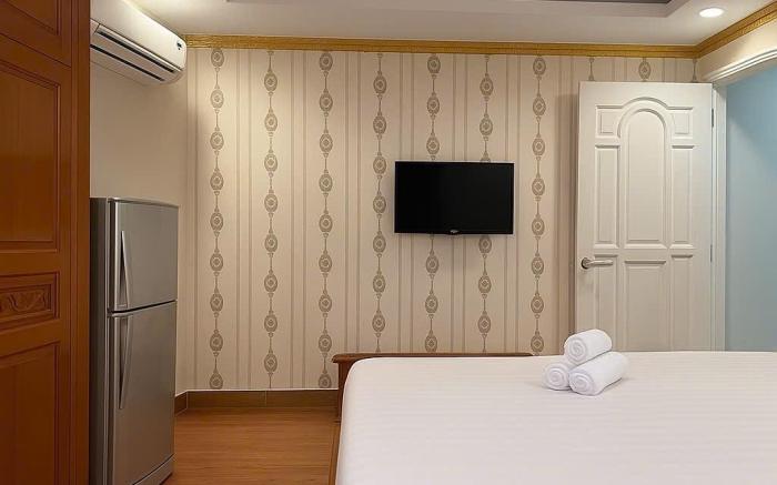 K&T Hotel-Near Bui Vien Walking Street
