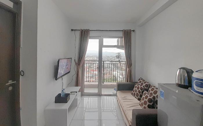 Comfortable 2BR Apt Mekarwangi Square By Travelio