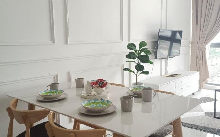 The Family Troika - 1 Bedroom -