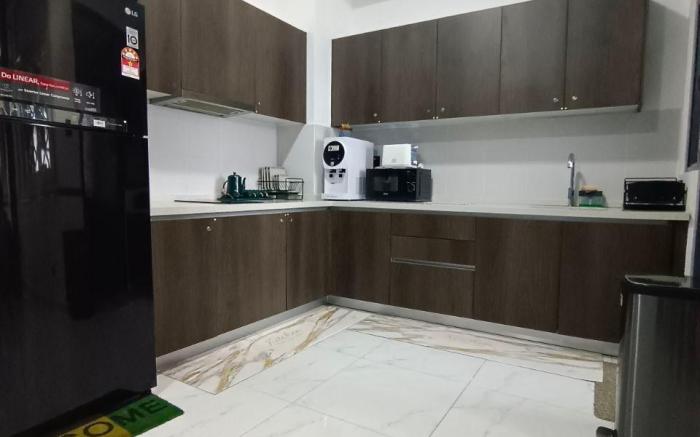 The Family Troika -2 Bedrooms-