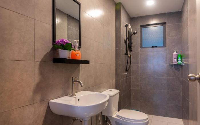 Cozy 3BR Family Stay, Duke Highway, Free Parking