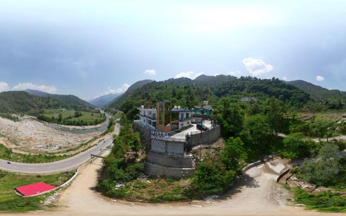 Hotel Riyansh 