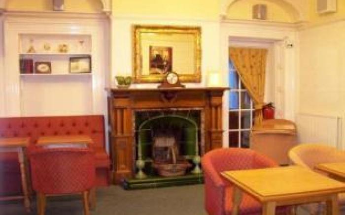 Heath Cottage Hotel