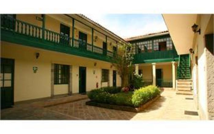Hotel Raymi