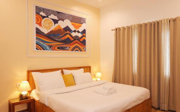 Dawn's Embrace by Oakwood