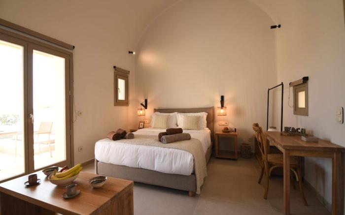 Villa Calista with pool by Arivia Villas