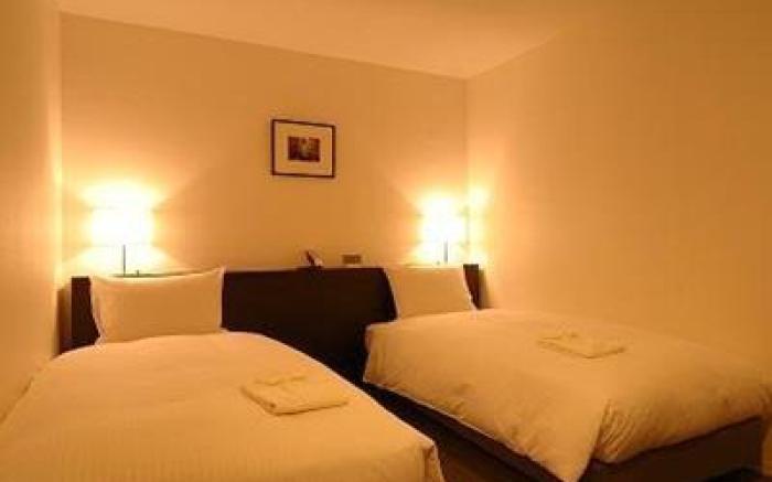 Hamilton Hotel Black