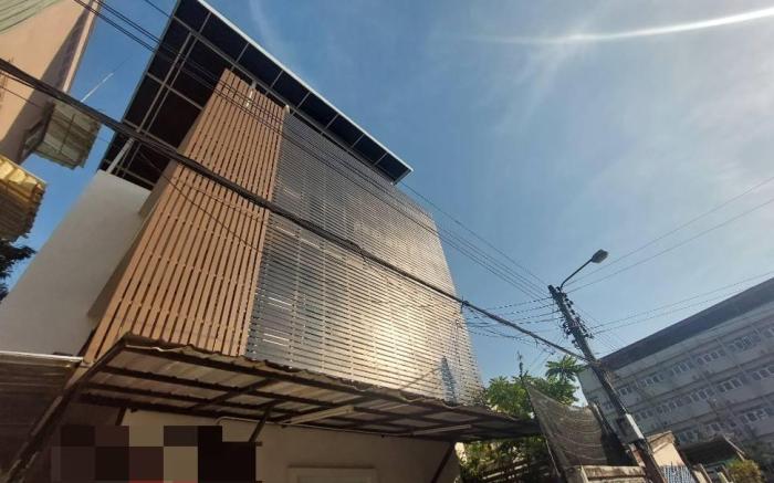 Sukhum Suvarnabhumi Airport Guest House