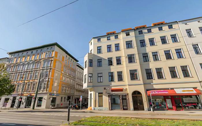 Zentral & Hell | 4 Personen - Altstadt