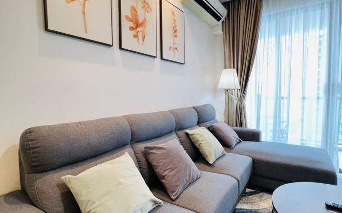 Cozy 3BR unit at R&F Princess by ANJU