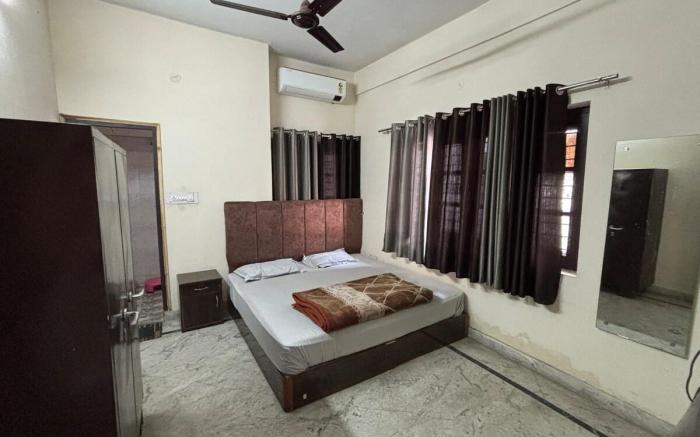 Shree Ji Home Stay Peaceful Rooms in Dehradun