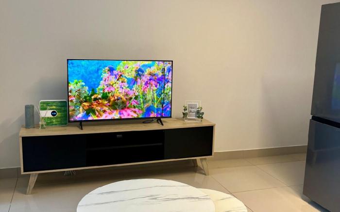 Tee and Vee lux homes