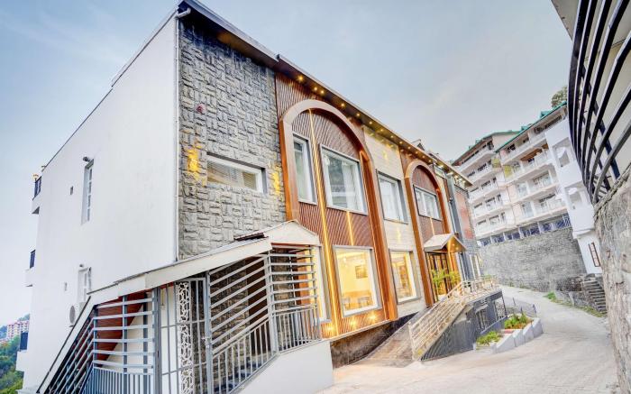 Alaya Stays Serene Woods With Lift & Restaurant