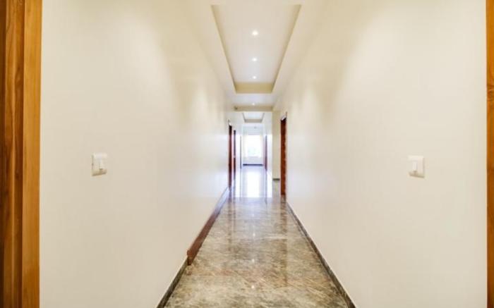 Divya Hotel & Restaurant