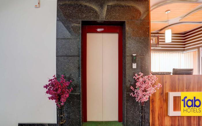FabHotel Royal Suites - Yeshwanthpur