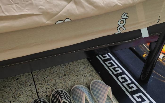 Spacious Studio 104 with kitchen near Skytrain