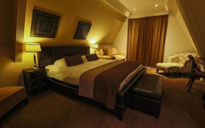 Hotel Chariot