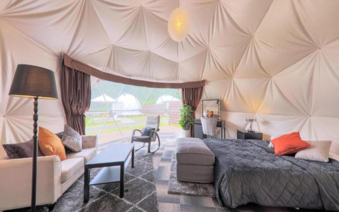Glamping Resort Varie