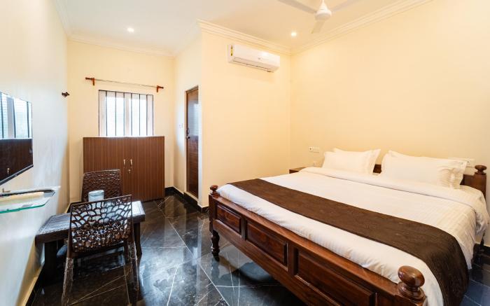 Neithal Farm Resort with Swimming Pool by Roscotel