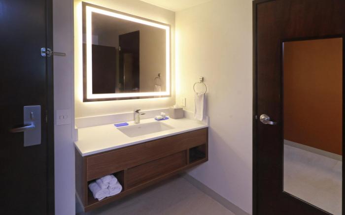 Holiday Inn Express Guadalajara Iteso By IHG