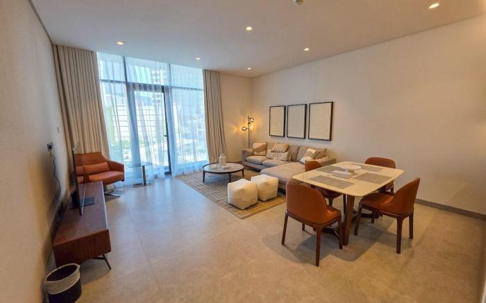 Elegant 1BR with Balcony PearlHouse Luxury Living!